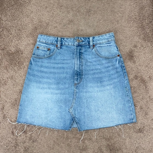 Zara mini skirt - Picture 1 of 4